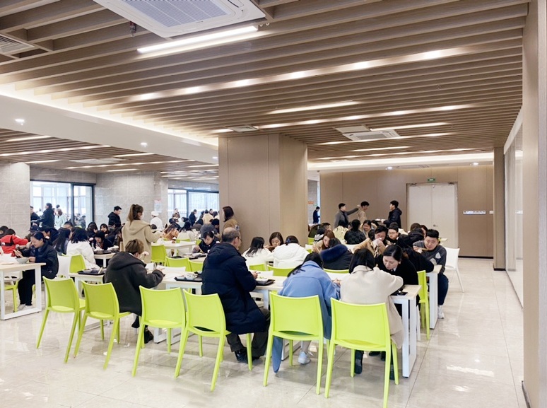 重慶醫(yī)藥股份有限公司智慧食堂