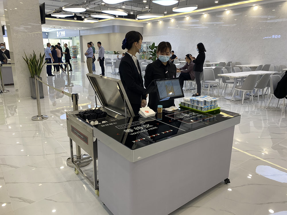 智能結算餐臺